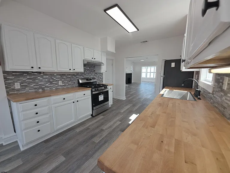 346 N Delaware Ave — Photo 14