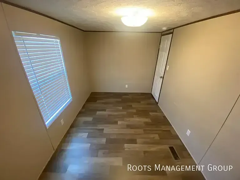 131 Eldridge Ln #131 — Photo 14