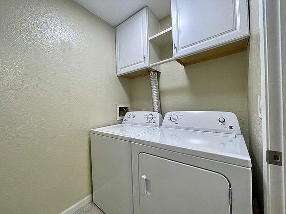 4th image of 480 Canyon Oaks Dr APT H