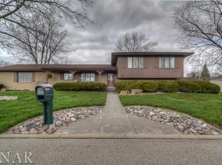 1408 Spear Dr, Normal, IL 61761