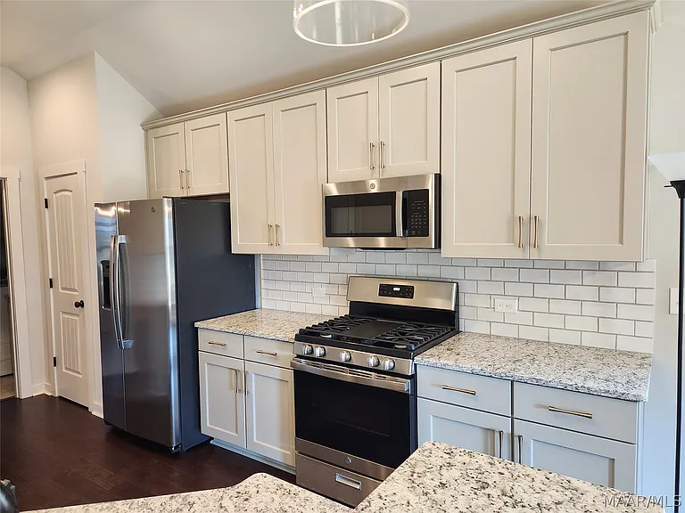 292 Hedgefield Dr — Photo 18