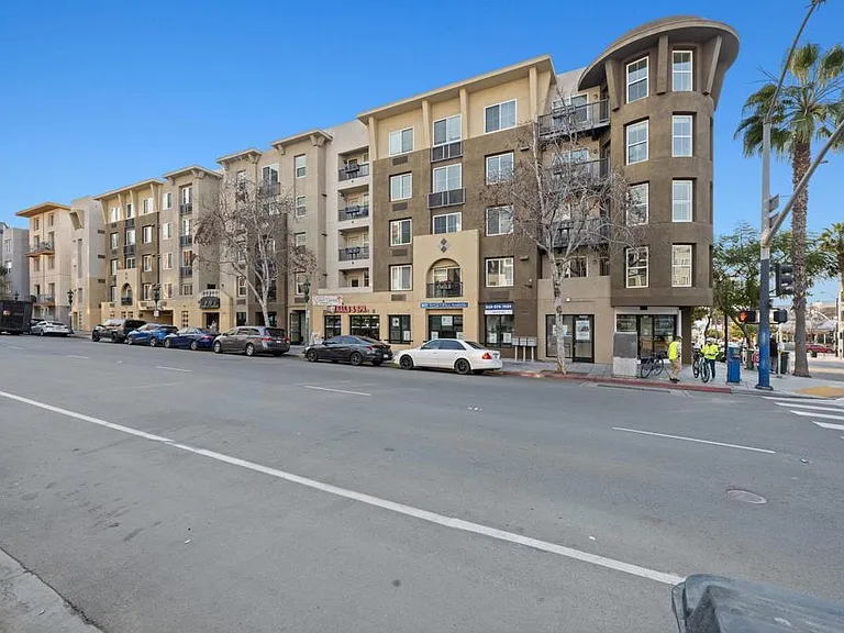 1970 Columbia St #203 — Photo 13