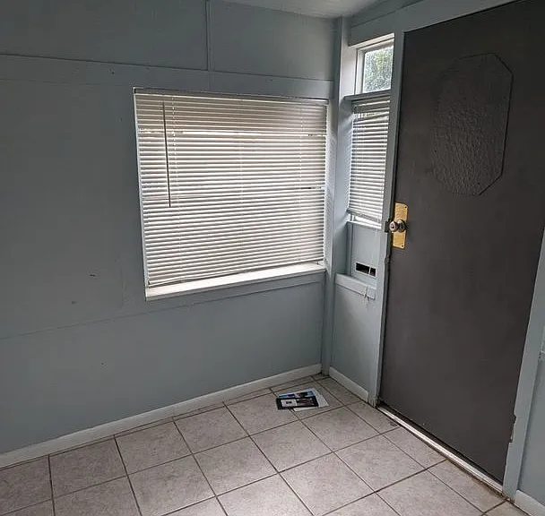 765 Avenue D — Photo 2