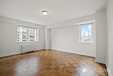 Rented by (Legacy) Elegran