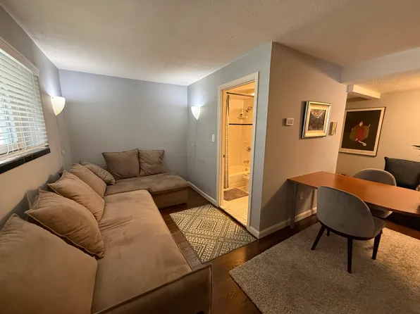 239 Kelton St APT 14, Allston, MA 02134