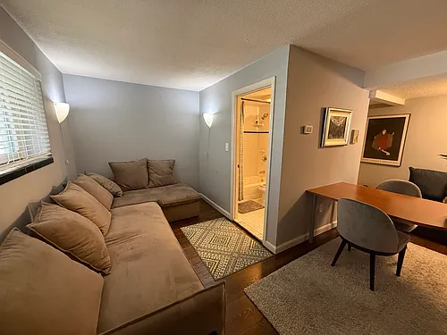 239 Kelton St #14 Photo 1