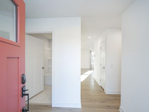 2nd image of 715 Cottage Dr
