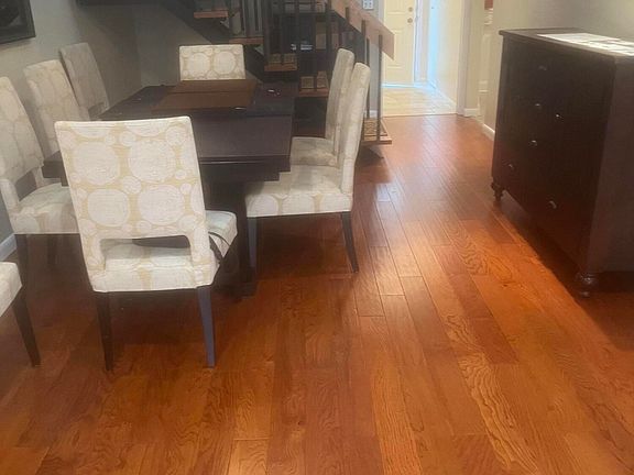 2nd image of 31 Ann Ct