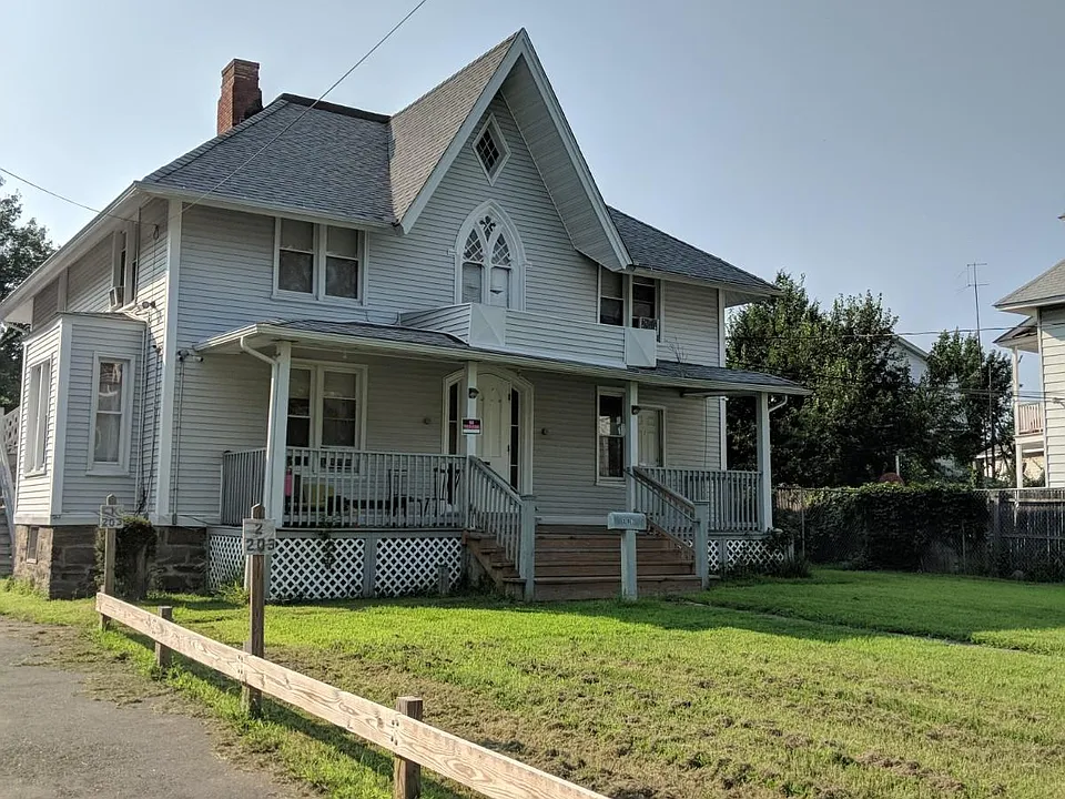 207 Grove St #5