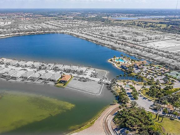 3rd image of 115 Toscavilla Blvd