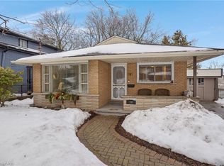 14 Hearth Cres, Kitchener, ON N2M 1G6