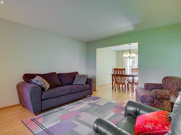 3rd image of 15405 NE 12th Way