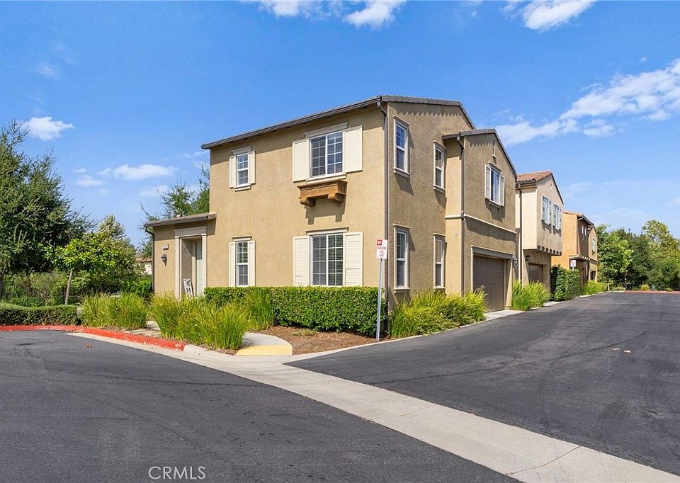 1st image of 37302 Paseo Tulipa