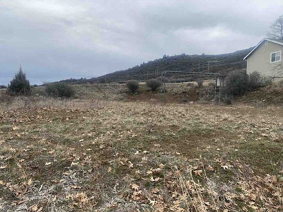 2nd image of 862 Sierra Vista Dr