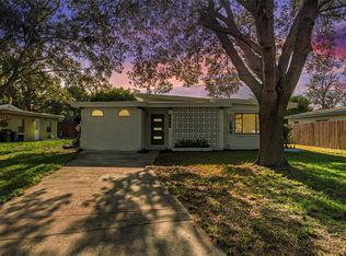 5121 Flamingo Dr, Saint Petersburg, FL 33714