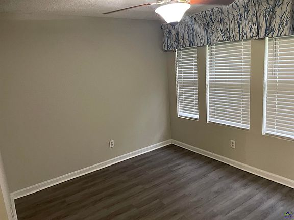 5th image of 111 Leisure Lake Ct