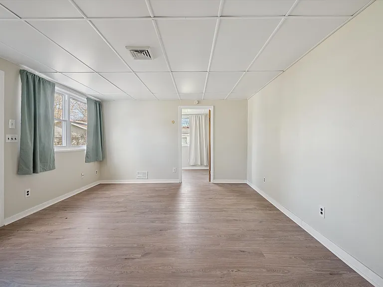1278 Hugo St — Photo 11