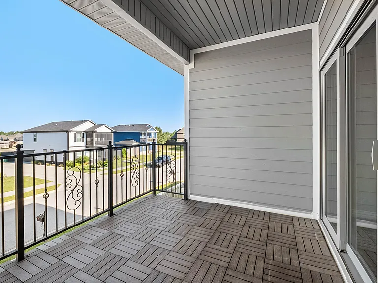 1737 W Broadway Pl — Photo 23