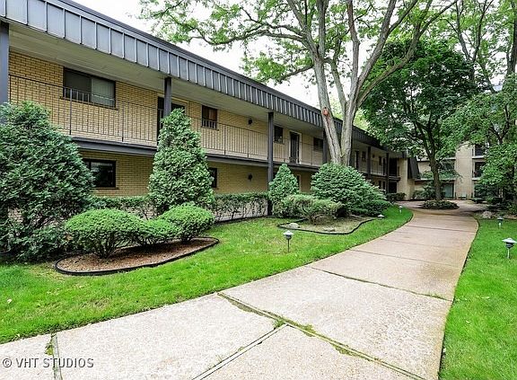 2nd image of 6229 N Niagara Ave APT 112