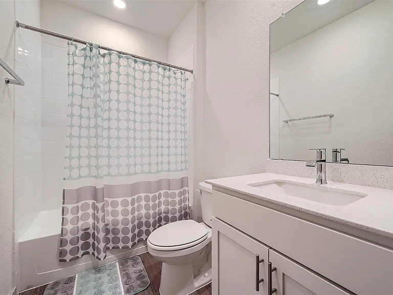 10601 Seguin St — Photo 14