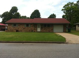 1500 Dyer St, Springdale, AR 72762