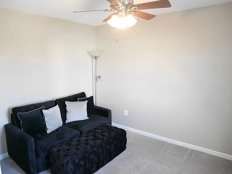 344 Ashby Commons Dr — Photo 21