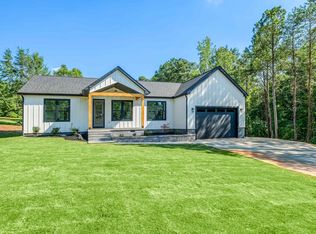 1262 Dickson Rd, Campobello, SC 29322