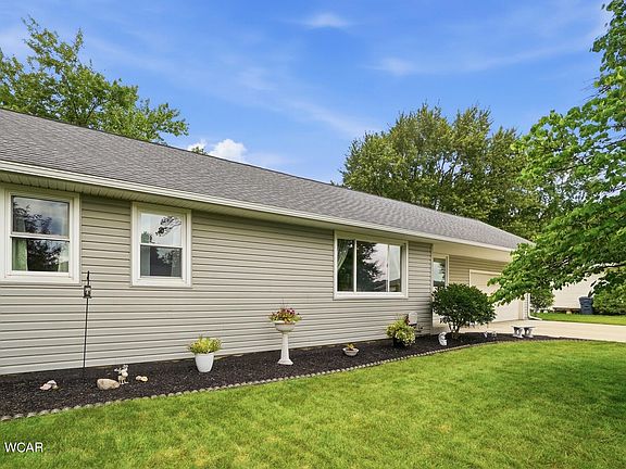 5th image of 2655 Franks Dr