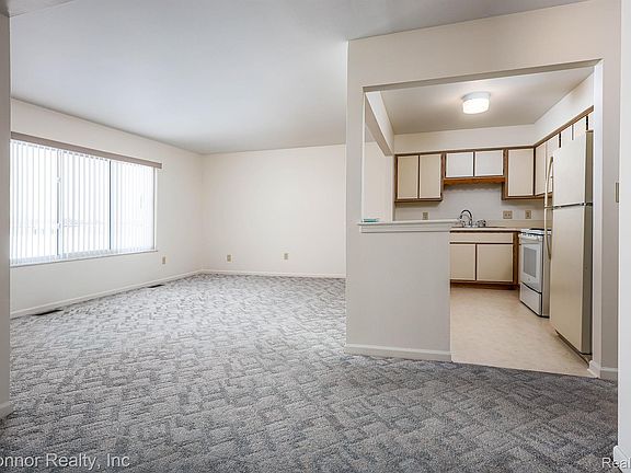 5th image of 1660 River Rd APT 53