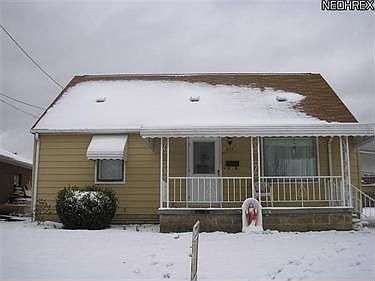 5th image of 973 Lawrence Ave