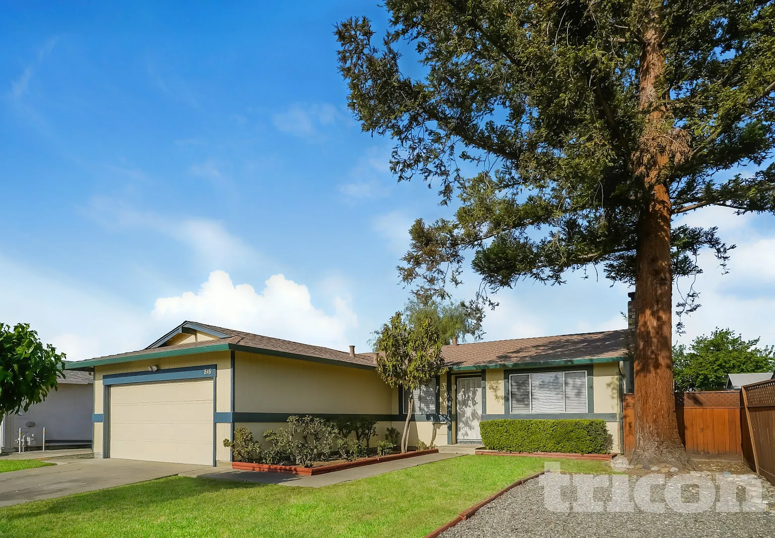 816 Spoonbill Lane Suisun City CA — Photo 1