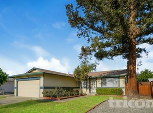 816 Spoonbill Ln, Suisun City, CA 94585