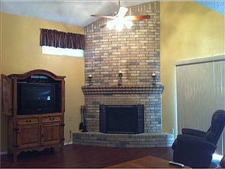 3rd image of 1103 Pitcairn Dr