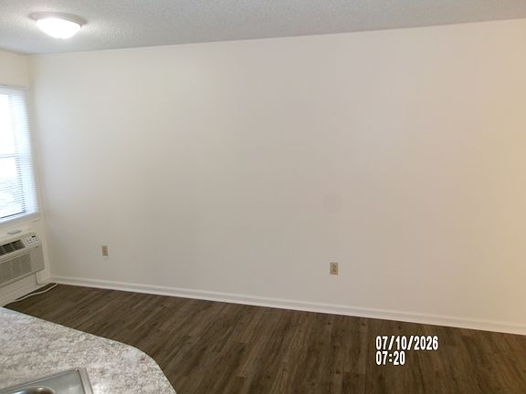 5th image of 731 9th Ave NE #731