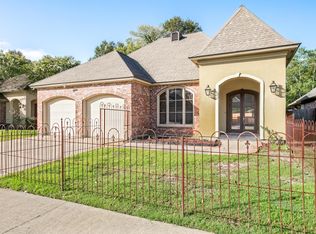107 Durham Dr, Lafayette, LA 70508