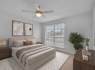 6040 Stoneybrook Dr, Fort Worth, TX 76112