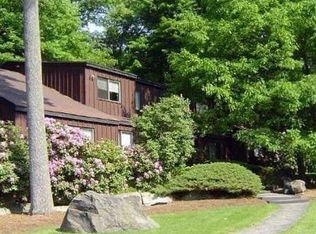 3 Timber Trl, Highland Mills, NY 10930