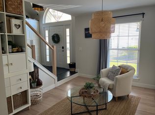 1242 Old Mill Ln, Elk Grove Village, IL 60007