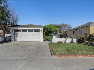 5017 W 142nd St, Hawthorne, CA 90250