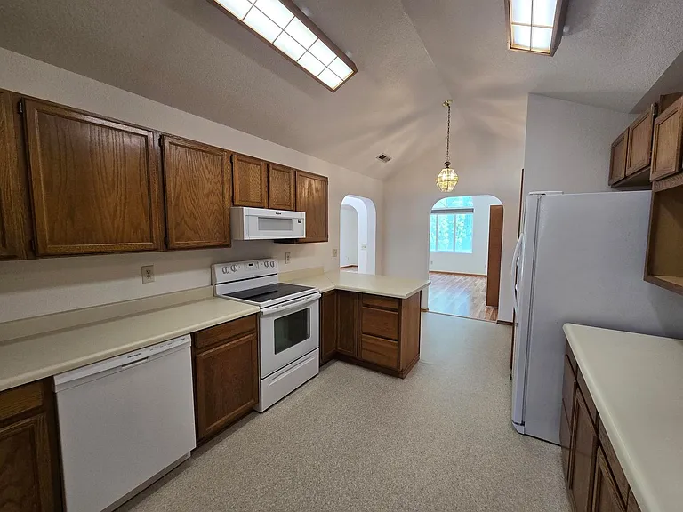 4423 S Sharron Ct — Photo 9