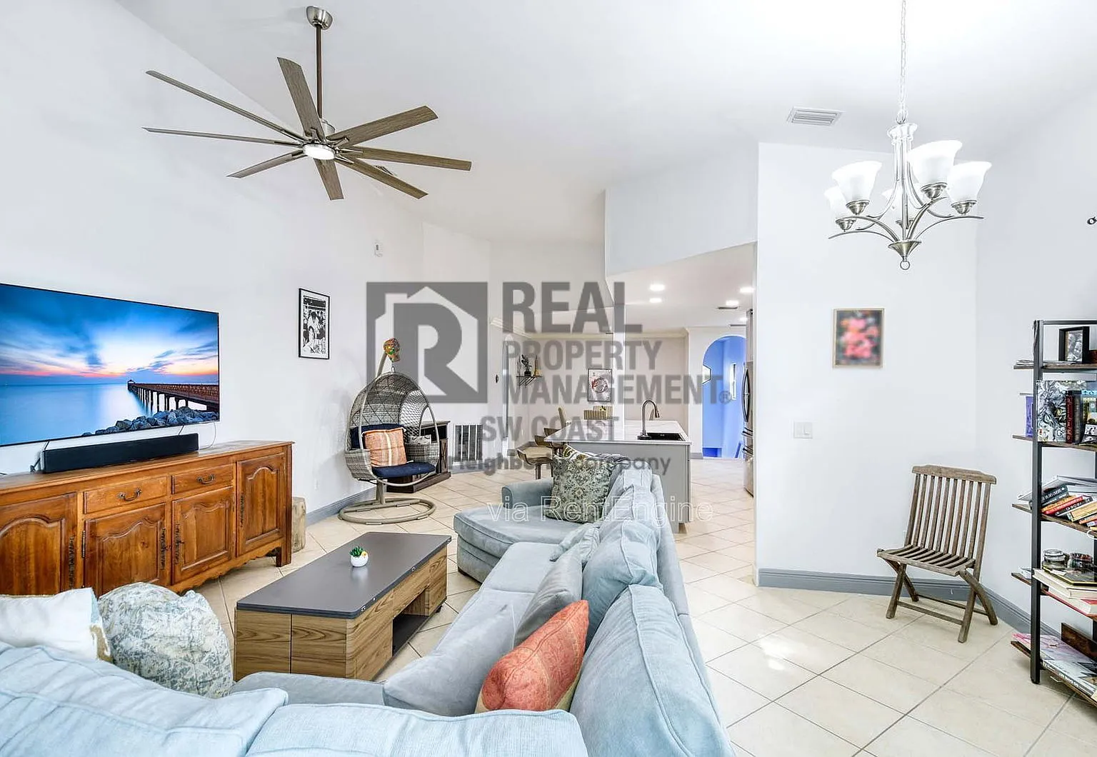 4 bed, 2.0 bath, 1841 sqft, $2,800 — Photo 4