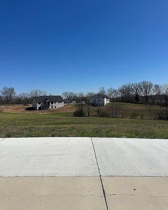 1st image of 512 Saint Johns Ln #11