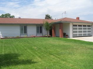 848 W Locust St, Ontario, CA 91762