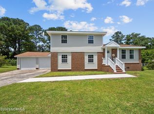 97 Vandergrift Dr, Jacksonville, NC 28540