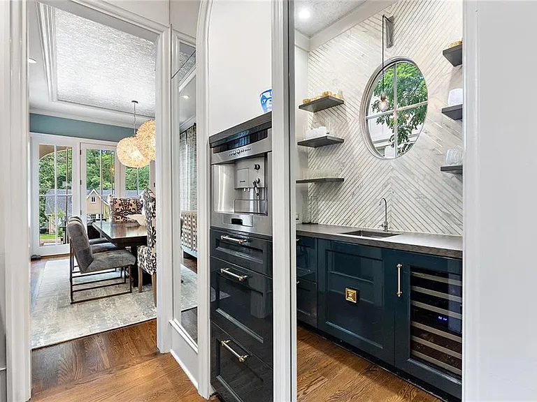 91 Park Cir NE — Photo 30