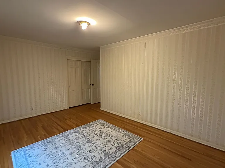 5443 S Marion Ave E — Photo 16