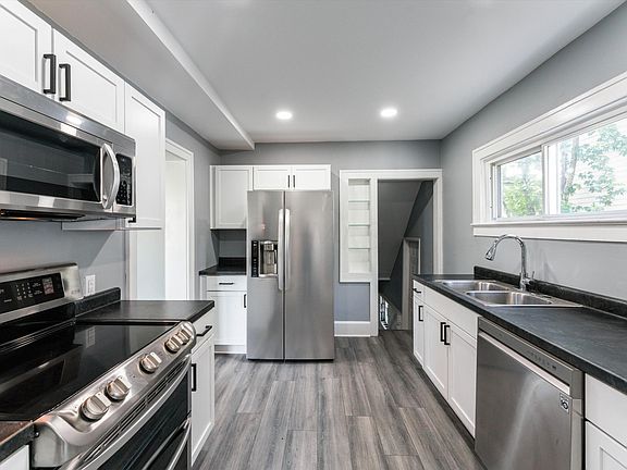 5th image of 25 Fairmont Ave