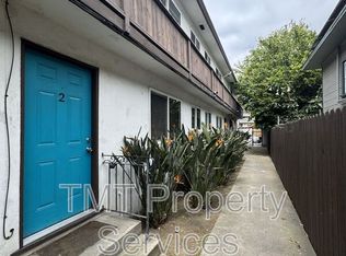 1615 W St APT 2, Sacramento, CA 95818