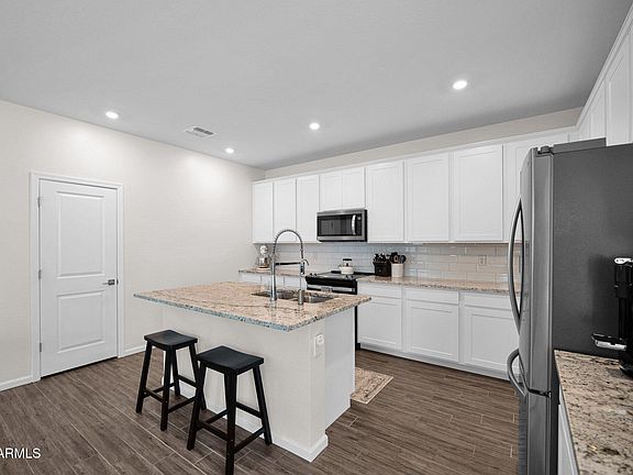 5th image of 17382 W PARAISO Lane