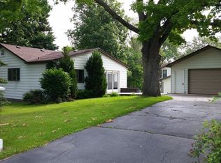 21937 121st St, Bristol, WI 53104